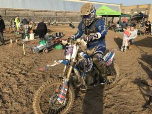 Simon Burnett completes Endurance Race - The HydroGarden Weston Beach Race.